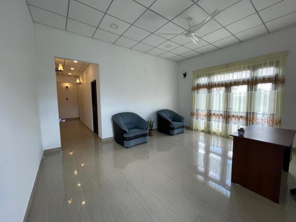 Theon Resort Anuradhapura Zewnętrze zdjęcie